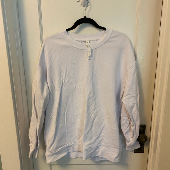 Lululemon • Perfectly Oversized Crew - Picture 2 of 6